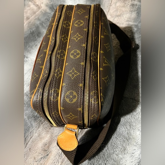 🔥SOLD🔥Louis Vuitton RePorter PM - Picture 10 of 15